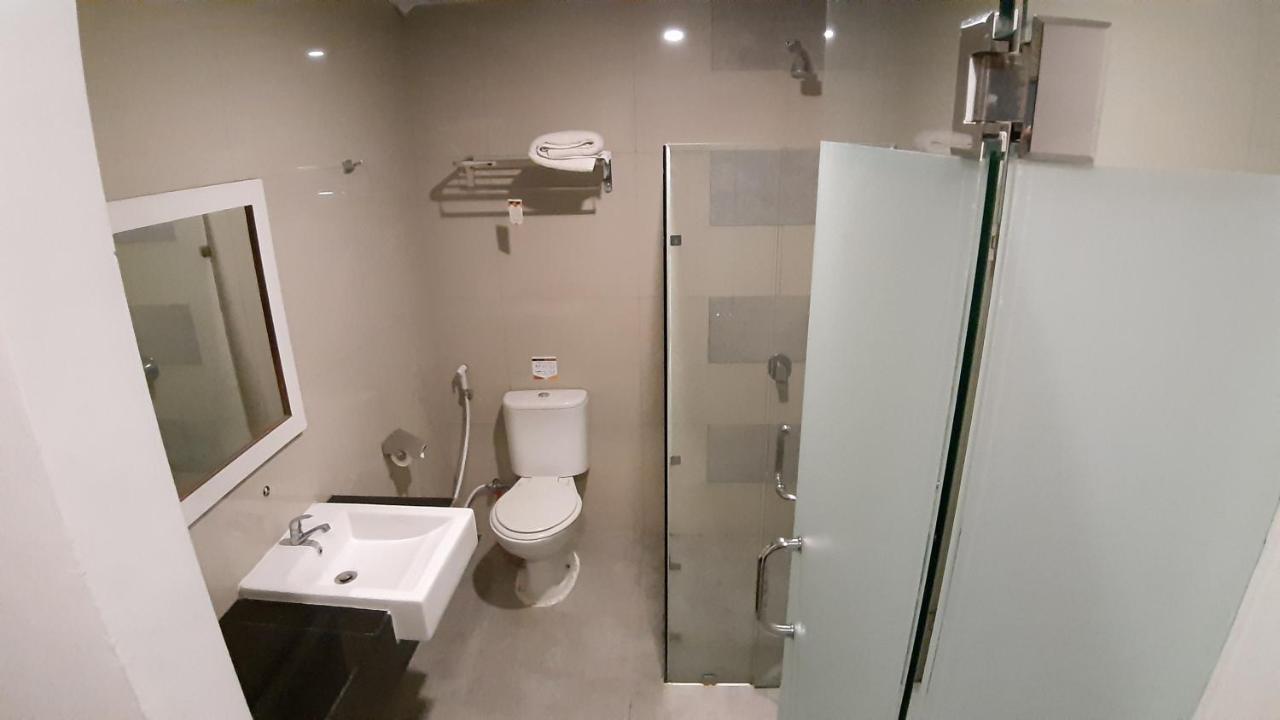 Xtra Hotel Бенгкулу Екстер'єр фото