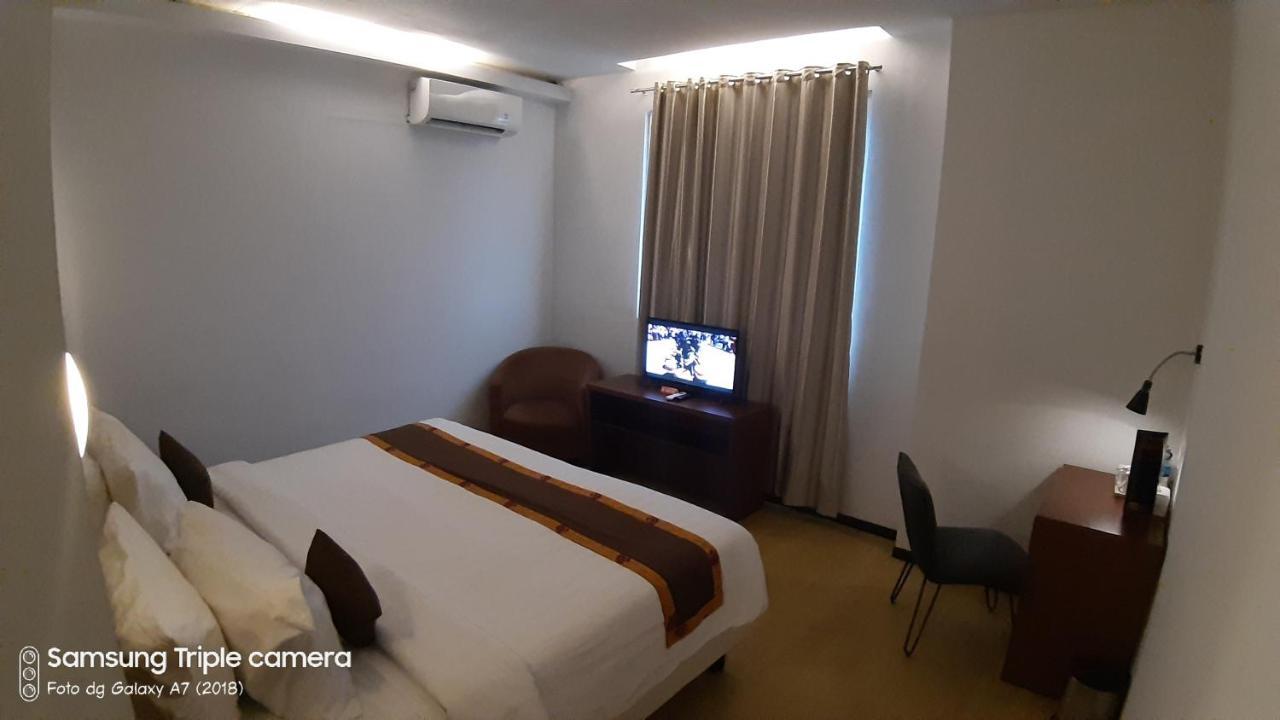 Xtra Hotel Бенгкулу Екстер'єр фото