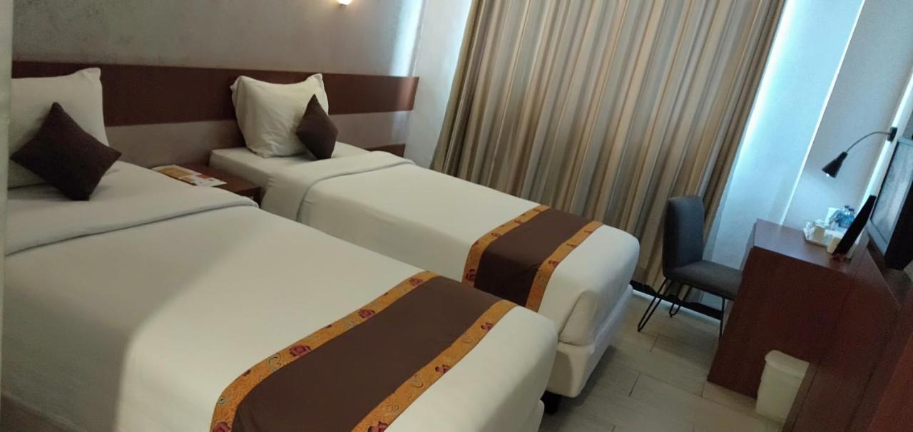 Xtra Hotel Бенгкулу Екстер'єр фото