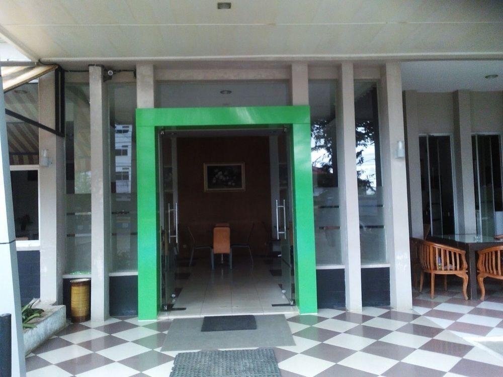Xtra Hotel Бенгкулу Екстер'єр фото