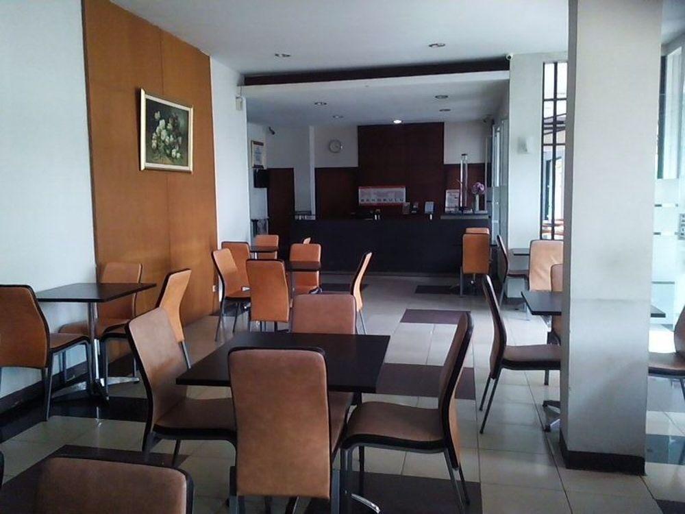 Xtra Hotel Бенгкулу Екстер'єр фото