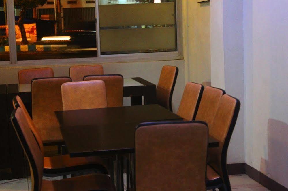 Xtra Hotel Бенгкулу Екстер'єр фото