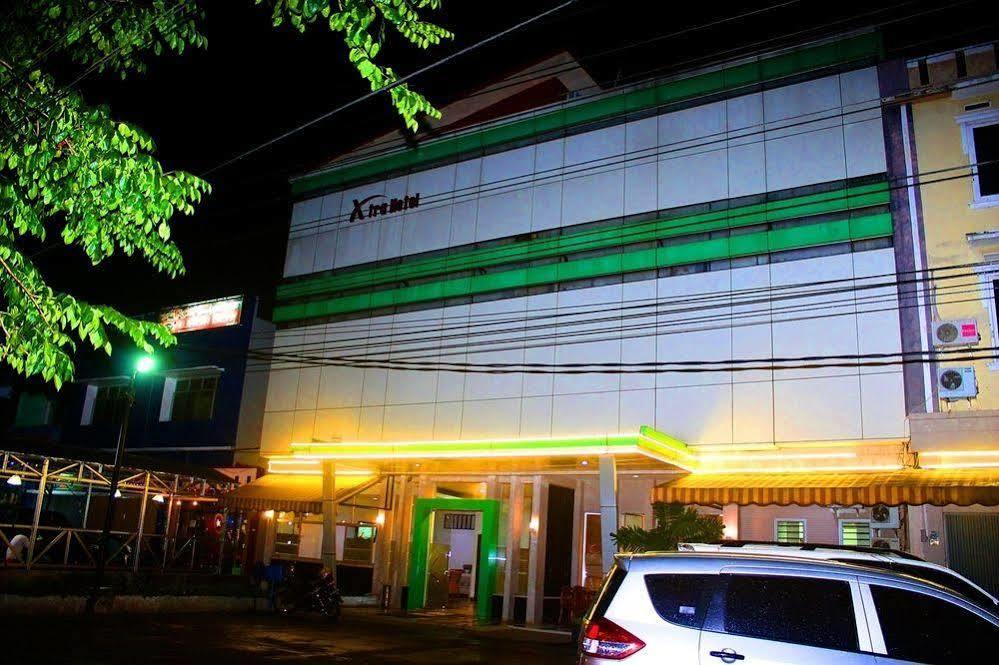 Xtra Hotel Бенгкулу Екстер'єр фото