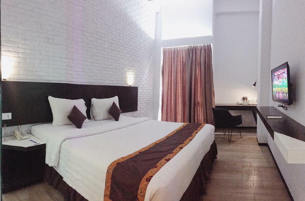 Xtra Hotel Бенгкулу Екстер'єр фото