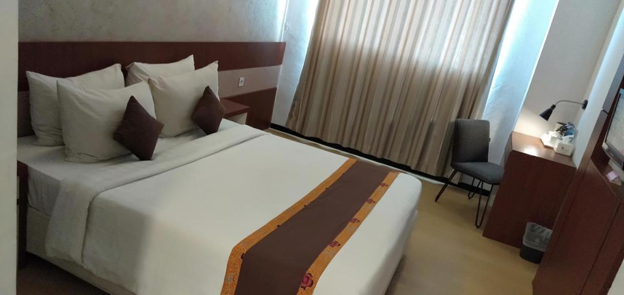 Xtra Hotel Бенгкулу Екстер'єр фото